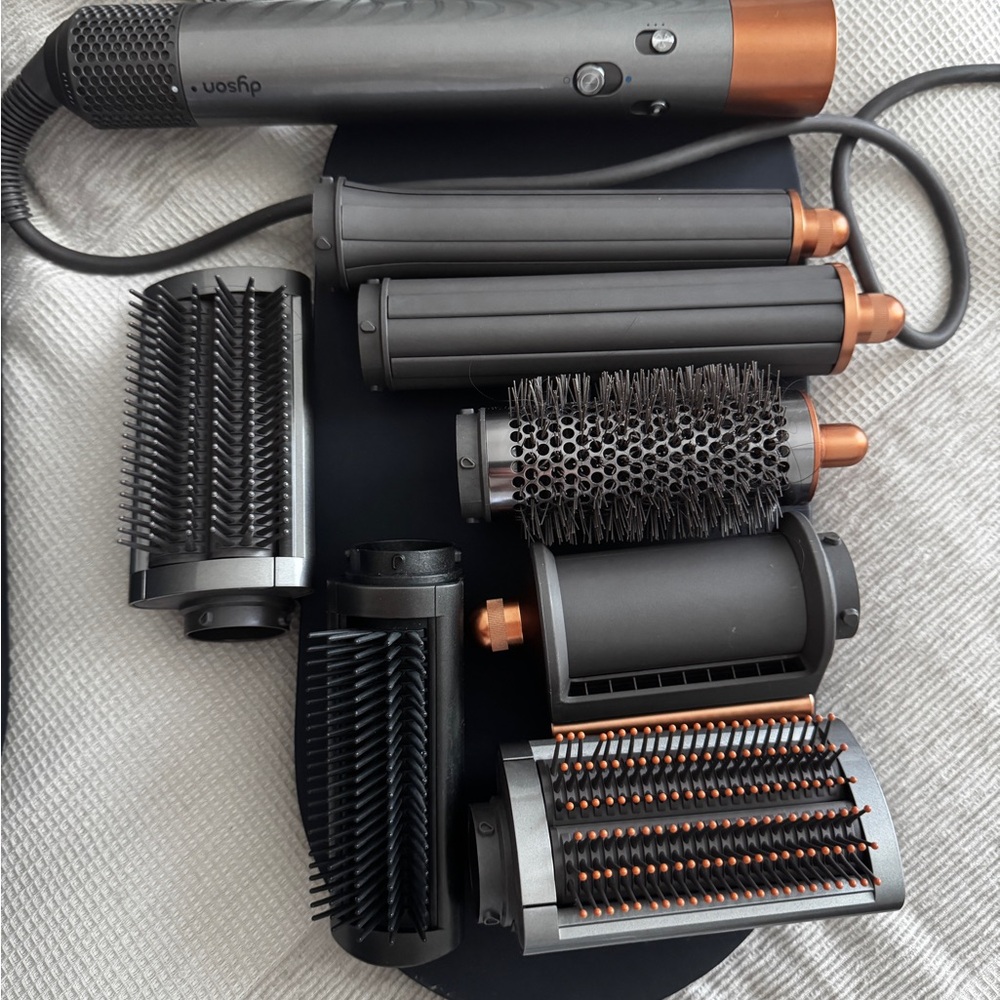 Airwrap Dyson Copper and Black Hair Styling Set